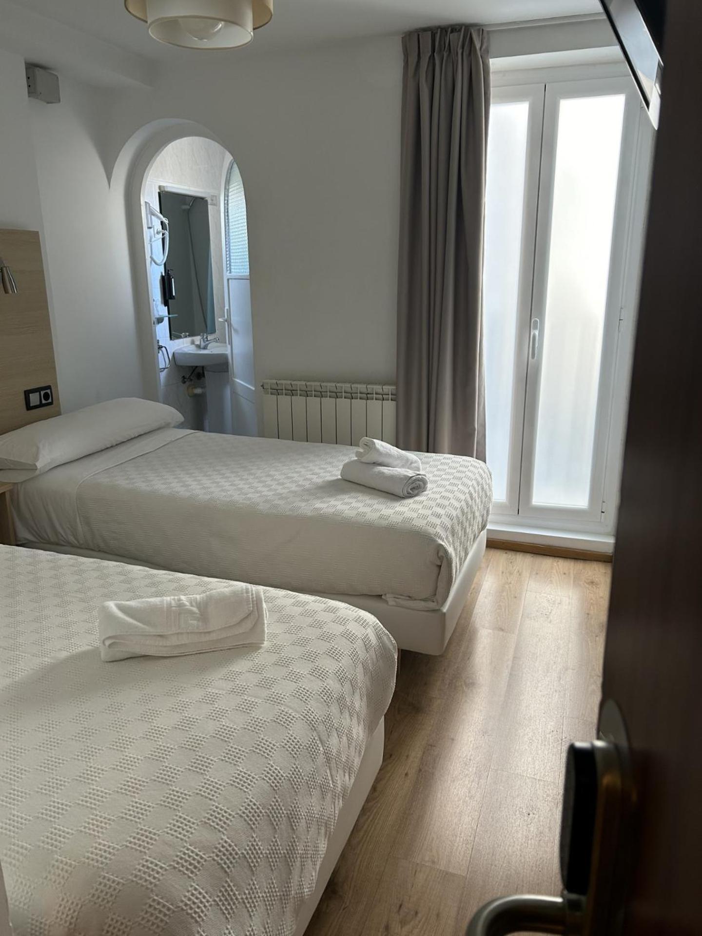 Pension Casa Otano Pamplona Luaran gambar